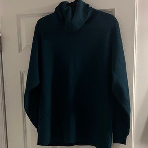 Free People warm Turtleneck Sweater - Sz M